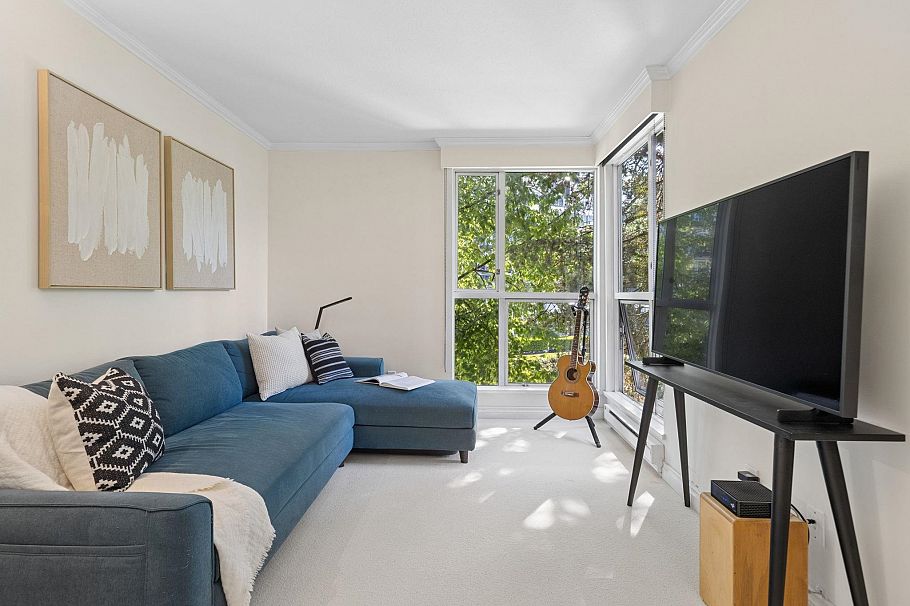 301 1502 Island Park Walk Vancouver, BC - 25