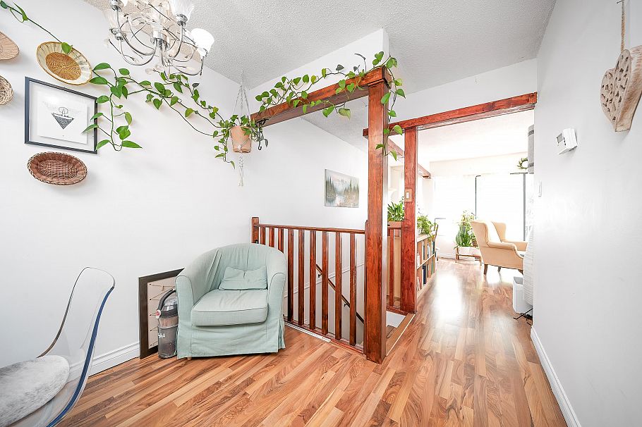 2275 Pandora Street Vancouver, BC - 7