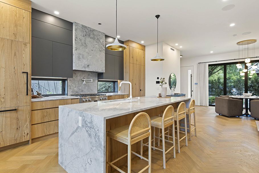2 3768 W 2nd Avenue Vancouver, BC - 5