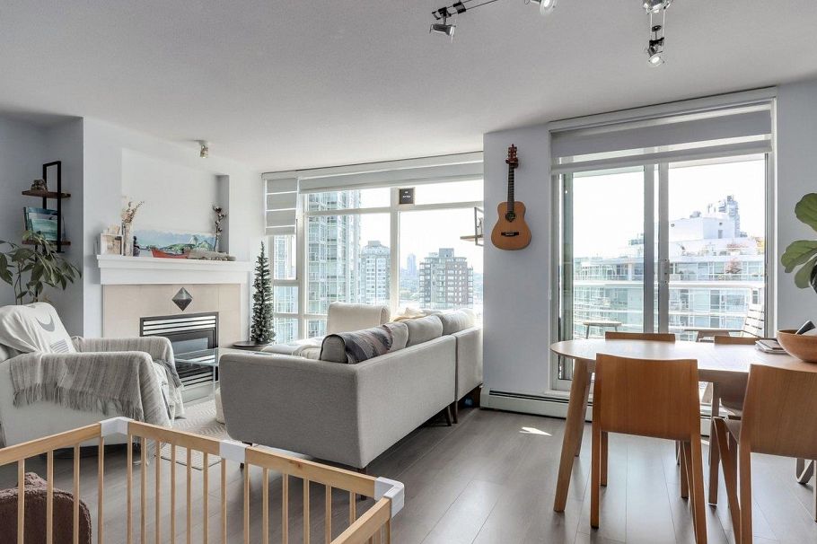 1708 198 Aquarius Mews Vancouver, BC - 9