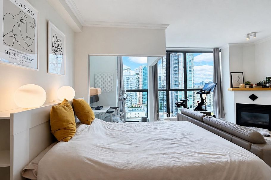 1702 928 Richards Street Vancouver, BC - 10