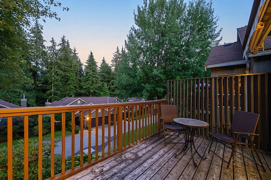 29 4055 Indian River Drive North Vancouver, BC - 27
