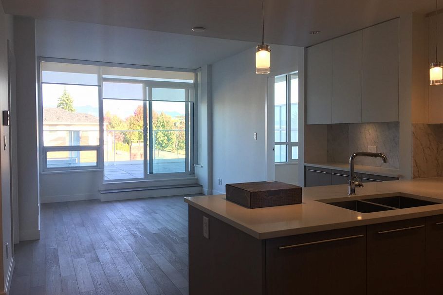 307 655 W 41st Avenue Vancouver, BC - 2