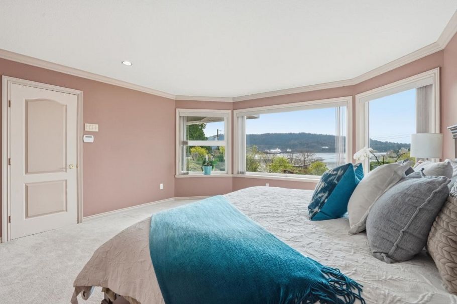 4493 Epps Avenue North Vancouver, BC - 22
