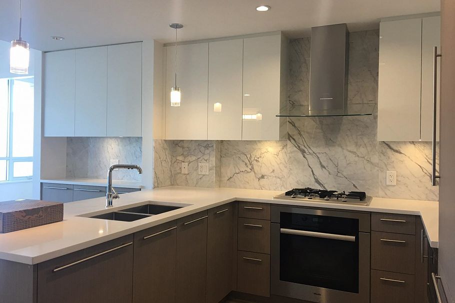 307 655 W 41st Avenue Vancouver, BC - 1