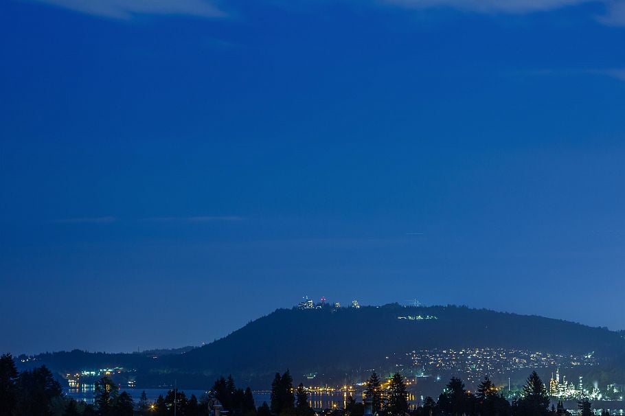 2301 125 E 14th Street North Vancouver, BC - 37