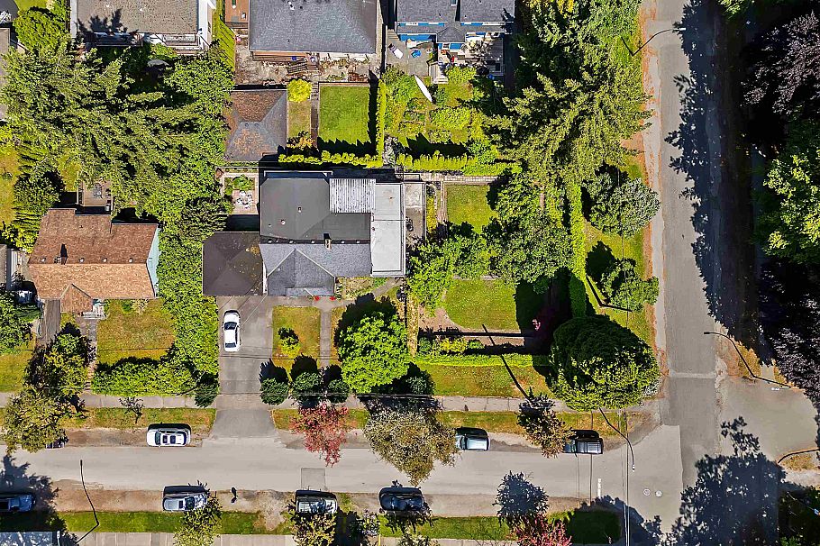2587 Yale Street Vancouver, BC - 12