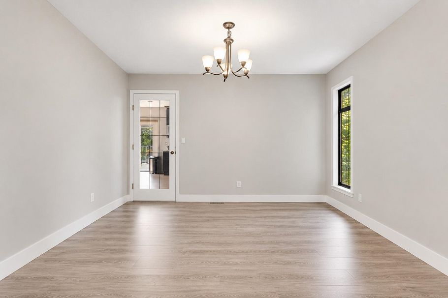 820 Seymour Boulevard North Vancouver, BC - 11