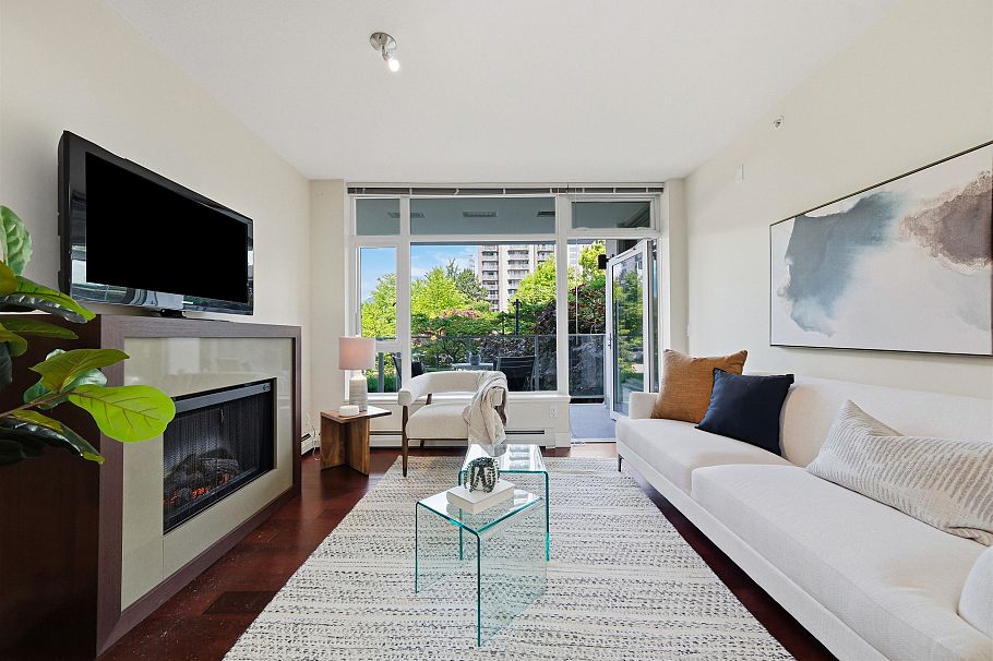 205 158 W 13th Street North Vancouver, BC - 9