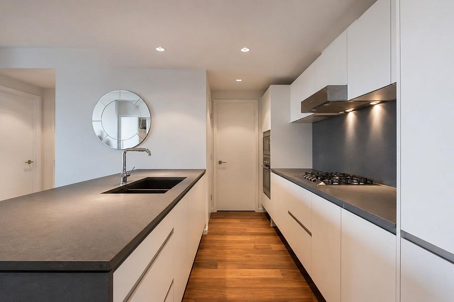 718 8488 Cornish Street Vancouver, BC - 5