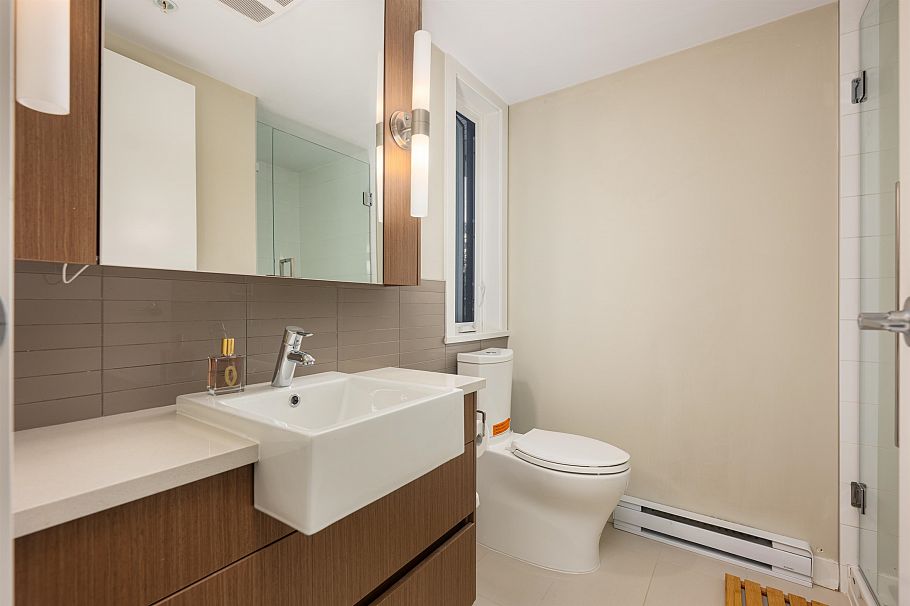 201 562 E 7th Avenue Vancouver, BC - 19