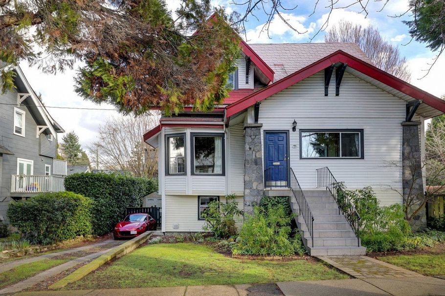 3480 Yukon Street Vancouver, BC - 1