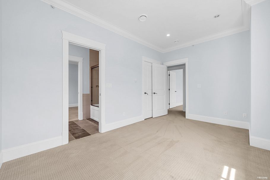 1675 W 59th Avenue Vancouver, BC - 26