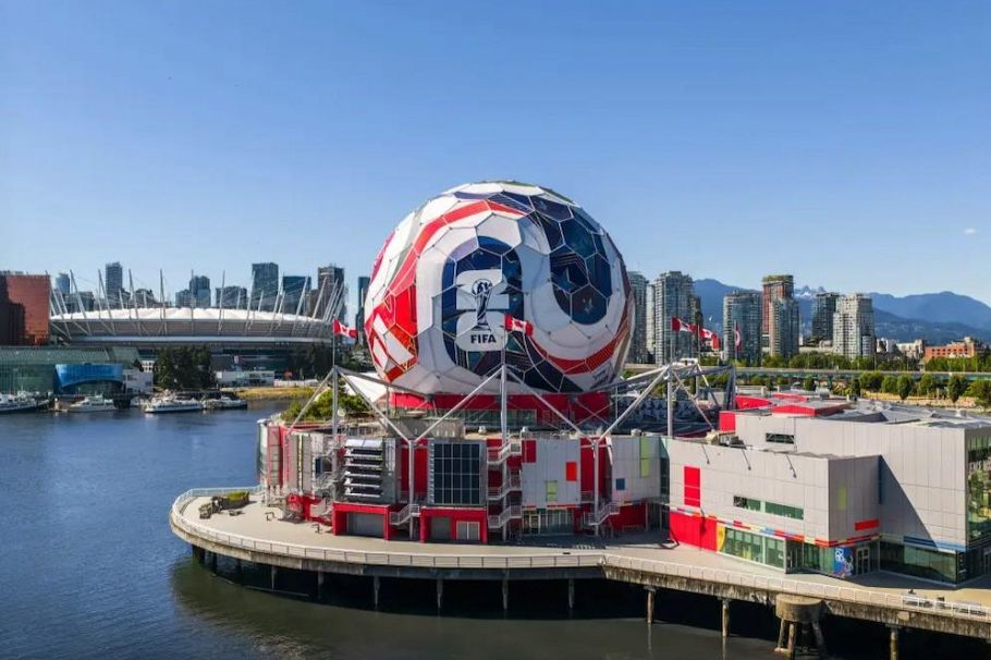 102 128 Athletes Way Vancouver, BC - 2