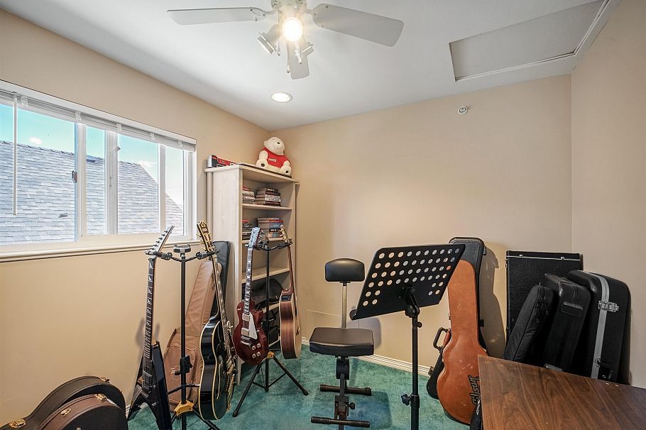 3978 Victoria Drive Vancouver, BC - 18