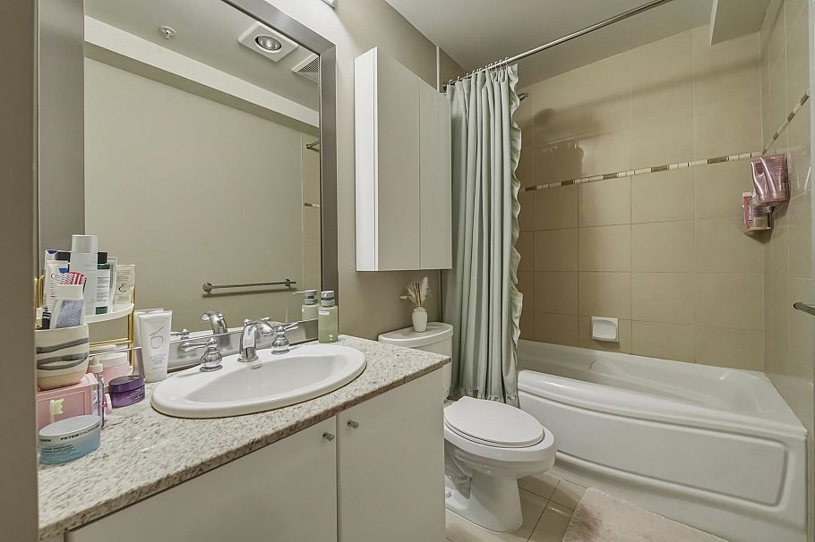 2106 1211 Melville Street Vancouver, BC - 19
