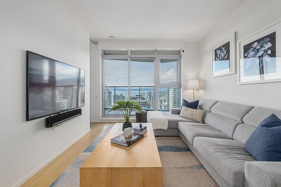 2404 889 Pacific Street Vancouver, BC - 4