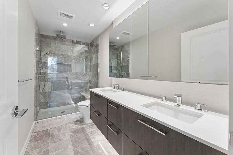 106 5687 Gray Avenue Vancouver, BC - 23