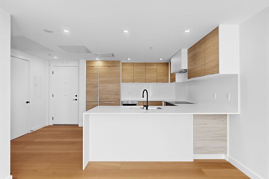 504 6485 Manitoba Street Vancouver, BC - 10