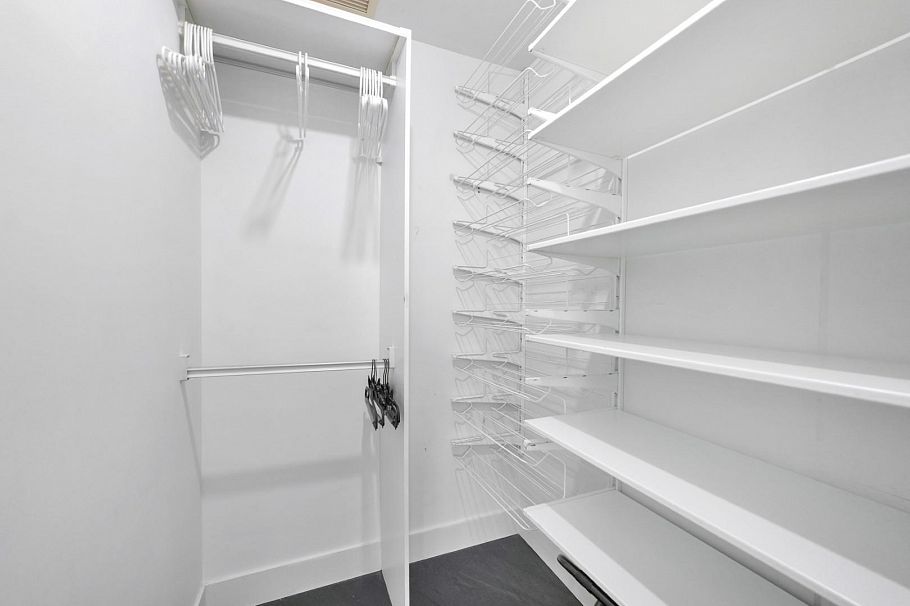 2106 989 Nelson Street Vancouver, BC - 30