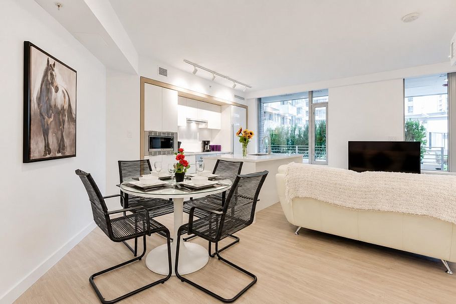 1618 Pullman Porter Street Vancouver, BC - 7