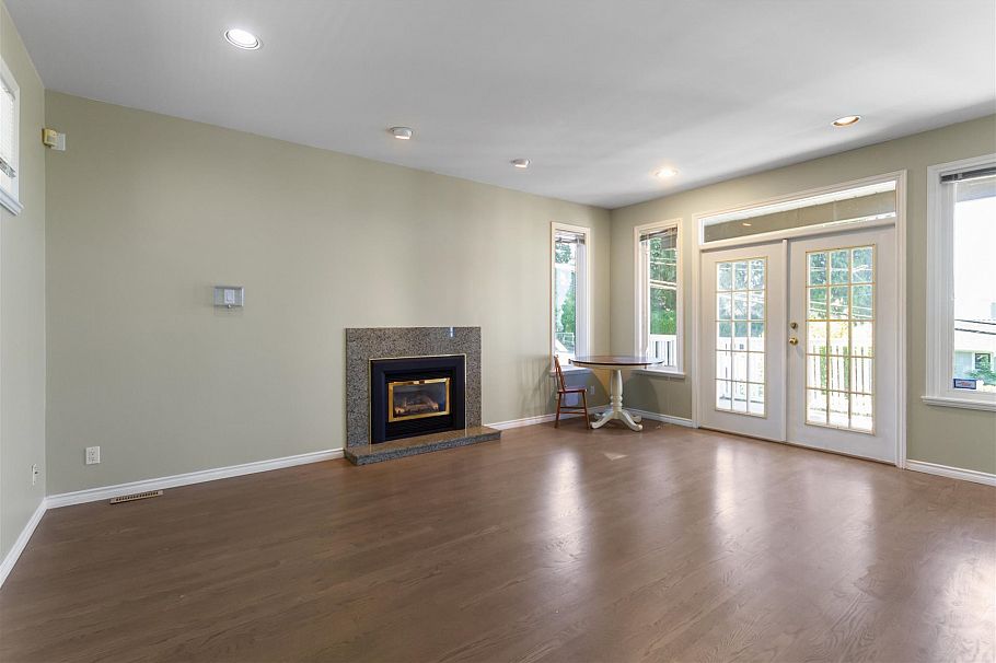 186 E Braemar Road Vancouver, BC - 15