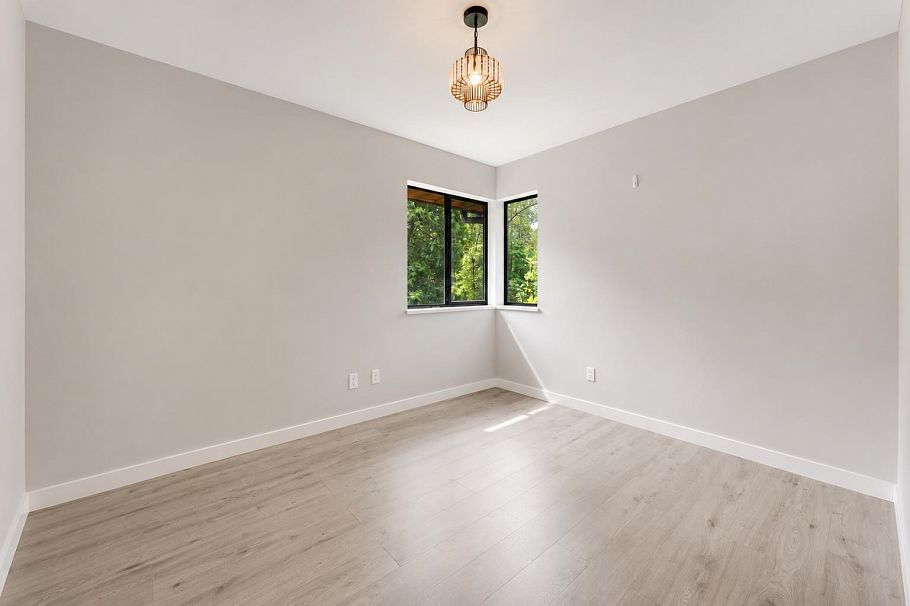 820 Seymour Boulevard North Vancouver, BC - 6