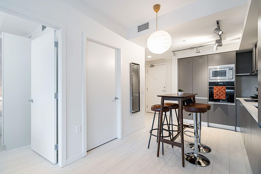 204 180 E 2nd Avenue Vancouver, BC - 10