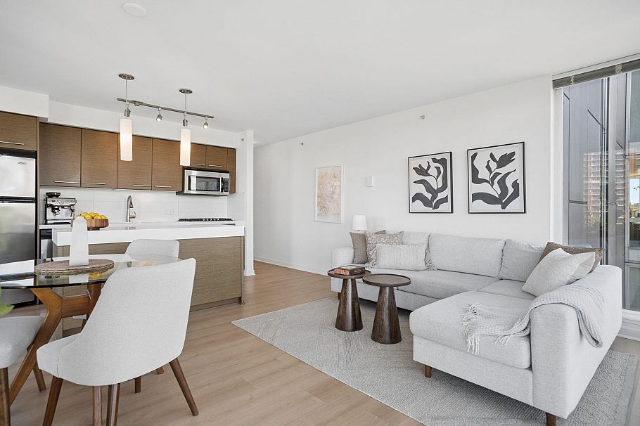 501 2770 Sophia Street Vancouver, BC - 4