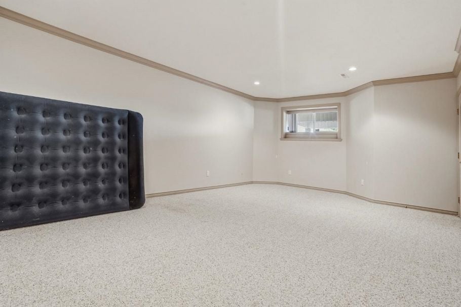 4493 Epps Avenue North Vancouver, BC - 33