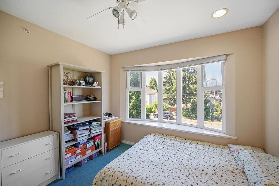 3978 Victoria Drive Vancouver, BC - 16
