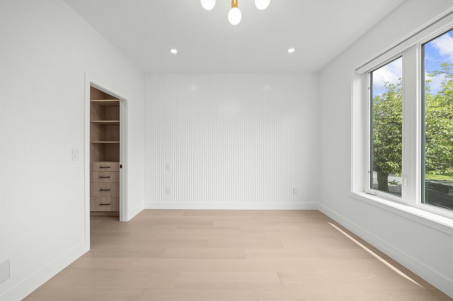 1 6461 E Prince Edward Street Vancouver, BC - 13