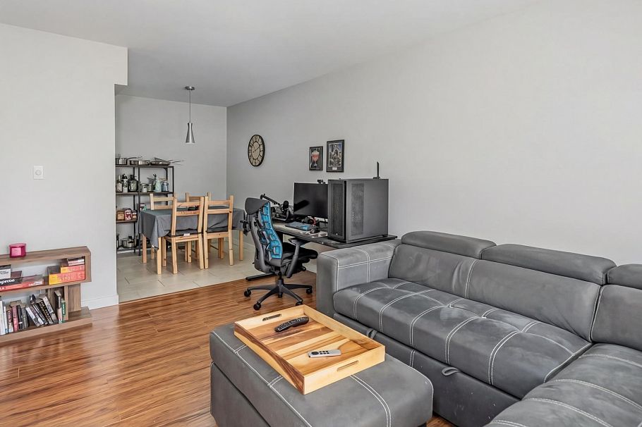 305 975 W 13th Avenue Vancouver, BC - 4