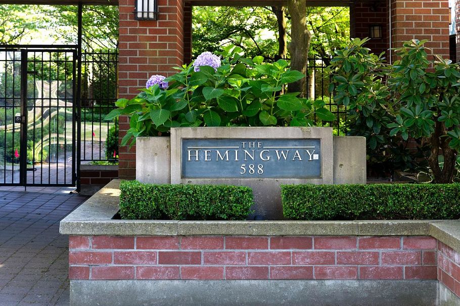 307 588 W 45th Avenue Vancouver, BC - 18
