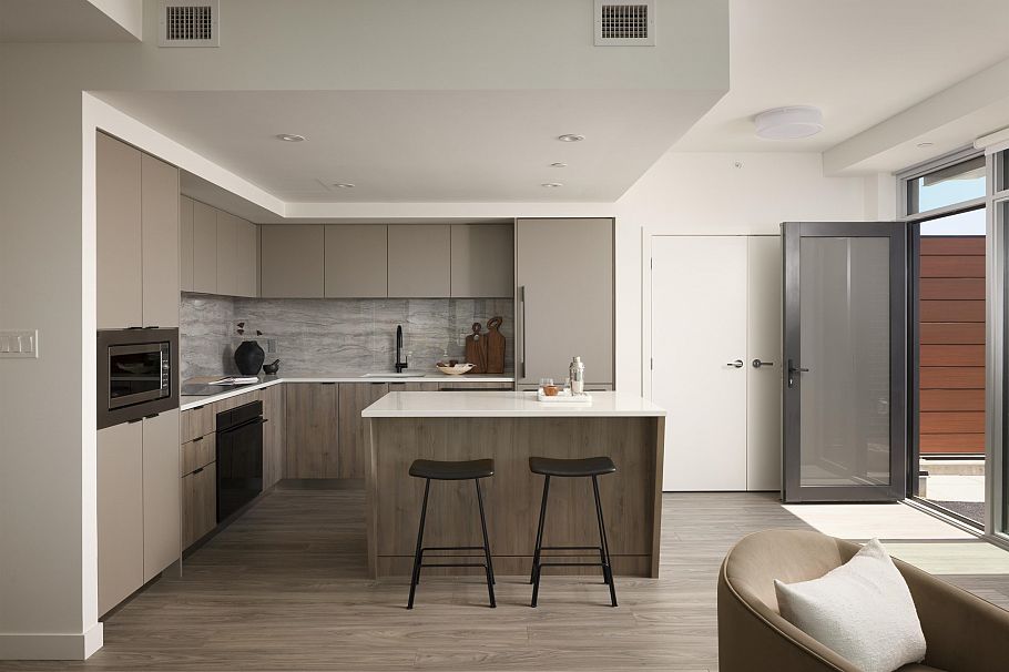 TH112 755 Harbourside Drive North Vancouver, BC - 14