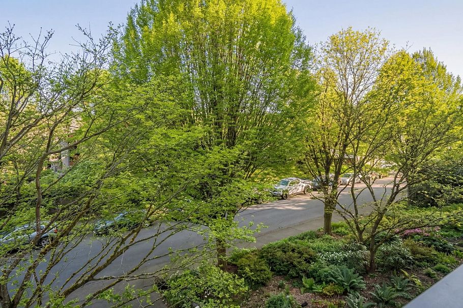 305 975 W 13th Avenue Vancouver, BC - 17