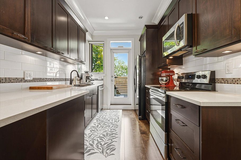 1181 E 19th Avenue Vancouver, BC - 11