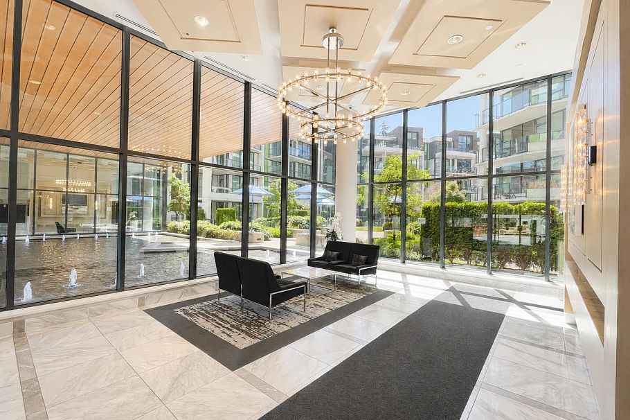 1305 3533 Ross Drive Vancouver, BC - 1