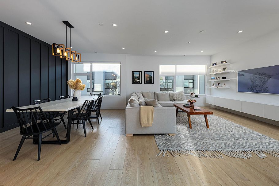 17 602 Lile Drive North Vancouver, BC - 1