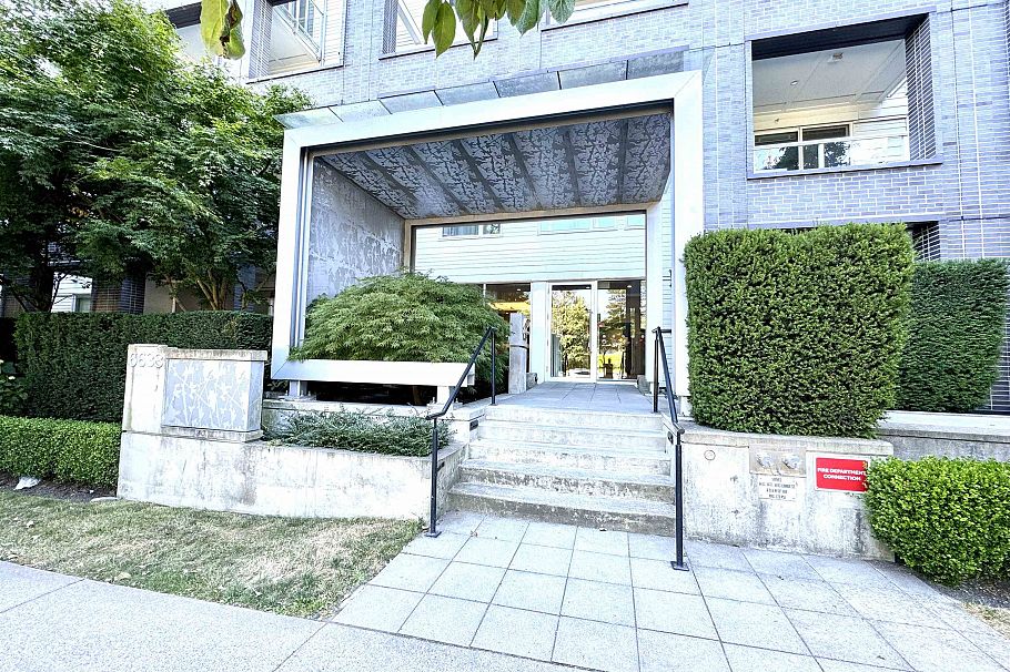 106 6633 Cambie Street Vancouver, BC - 1