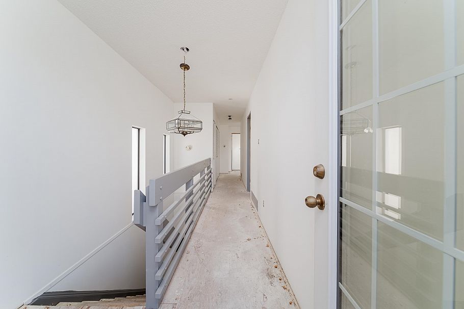 3974 W 10th Avenue Vancouver, BC - 21