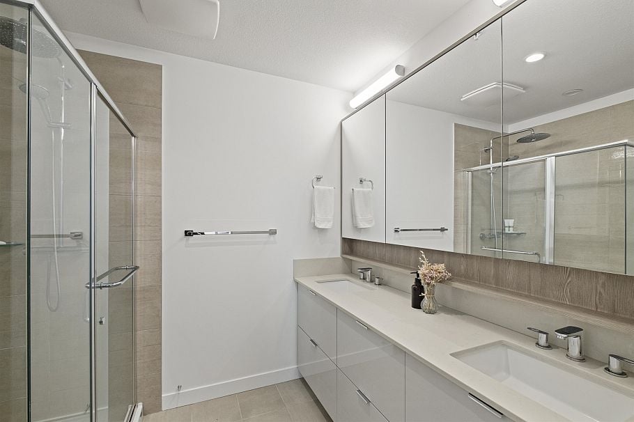 209 128 E 8th Street North Vancouver, BC - 21