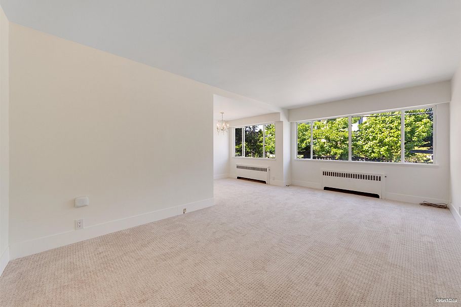 3 2255 W 40th Avenue Vancouver, BC - 5
