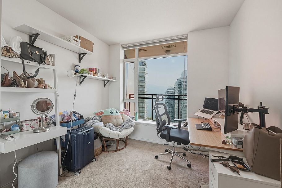 2106 1211 Melville Street Vancouver, BC - 13