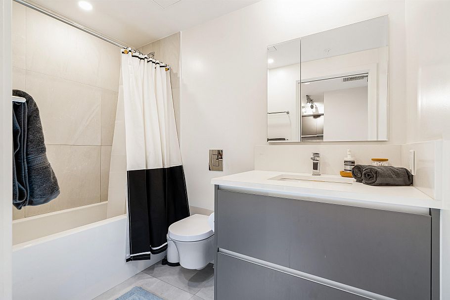 204 180 E 2nd Avenue Vancouver, BC - 18