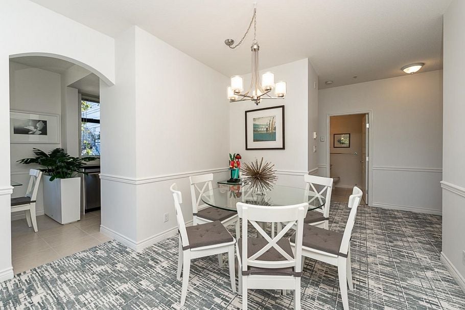 307 588 W 45th Avenue Vancouver, BC - 4
