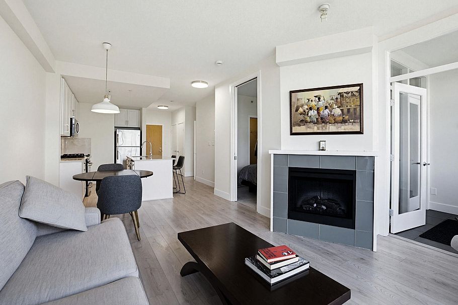 407 298 E 11th Avenue Vancouver, BC - 6