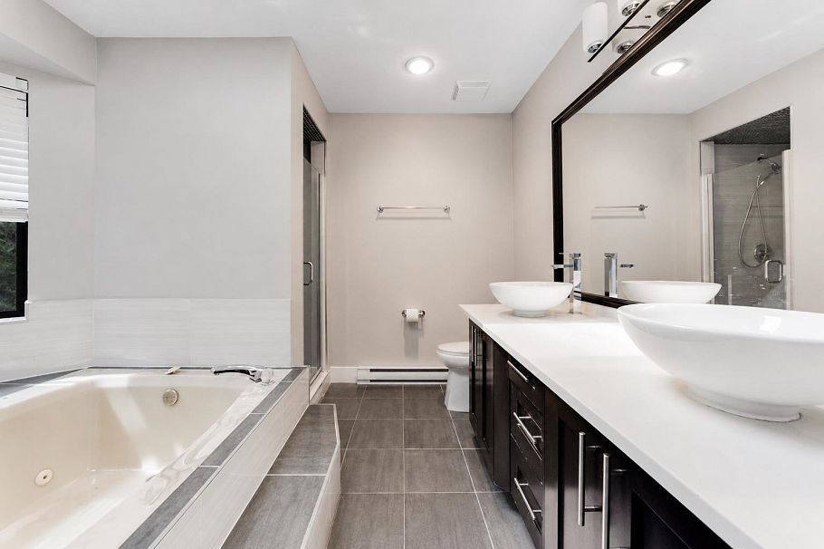 820 Seymour Boulevard North Vancouver, BC - 10
