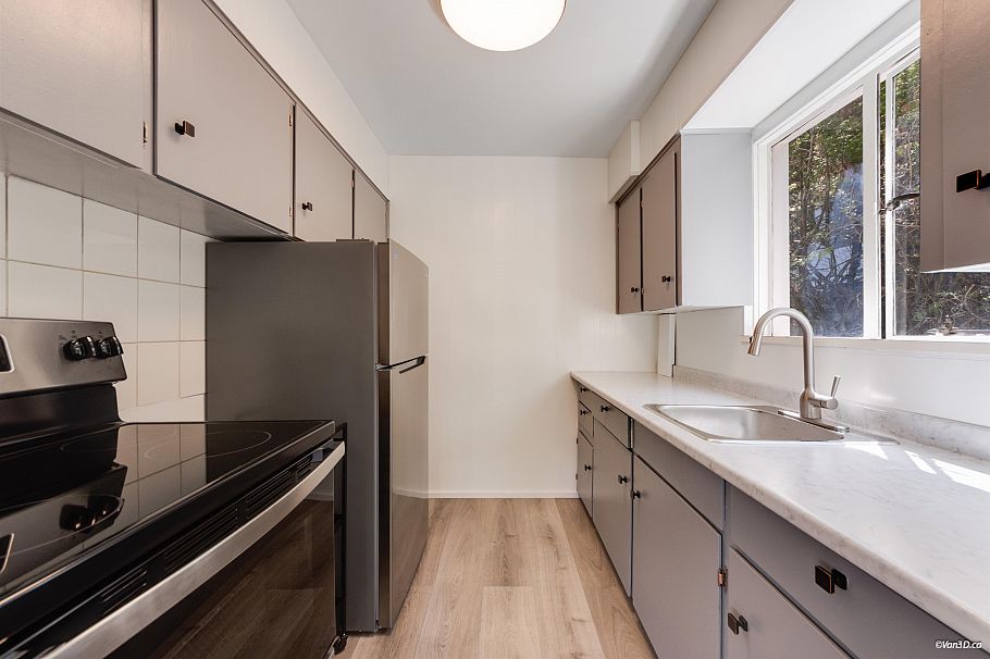 3 2255 W 40th Avenue Vancouver, BC - 11