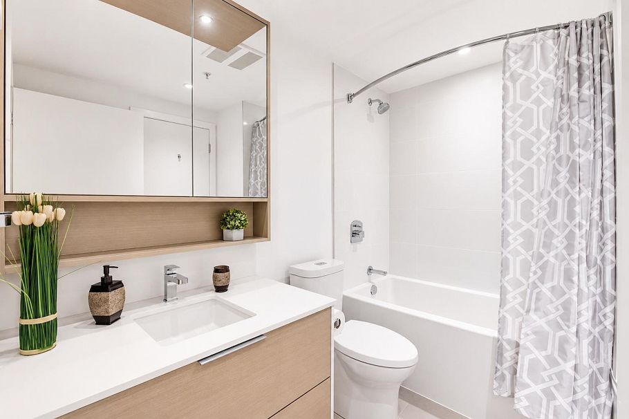 1618 Pullman Porter Street Vancouver, BC - 9